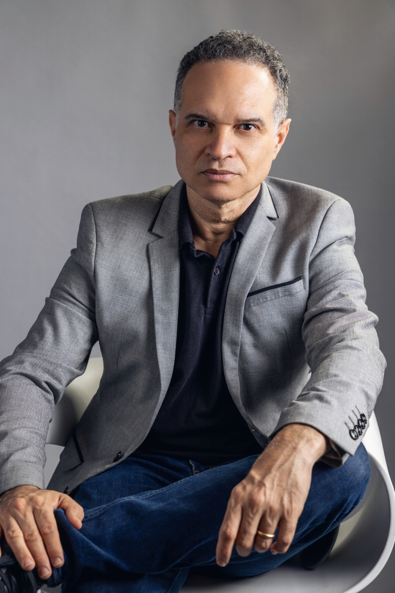 Alex Oliveira — Fundador da Make Talk